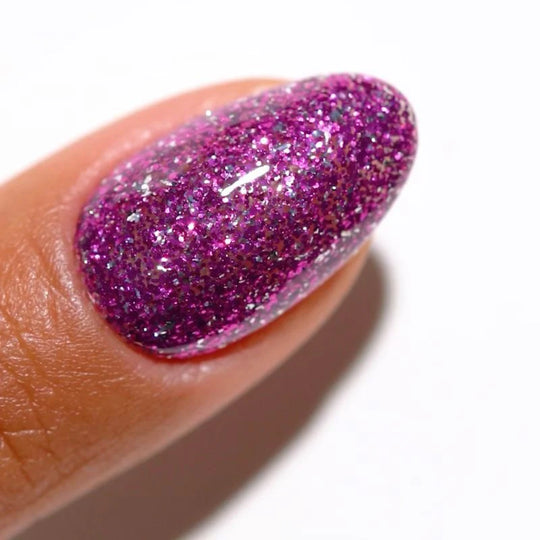 DND Super Glitter #920 Magenta Aura