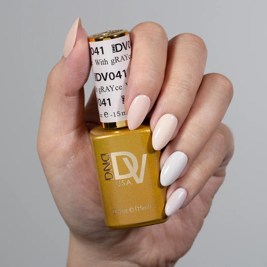 DIVA #041 With GRAYce