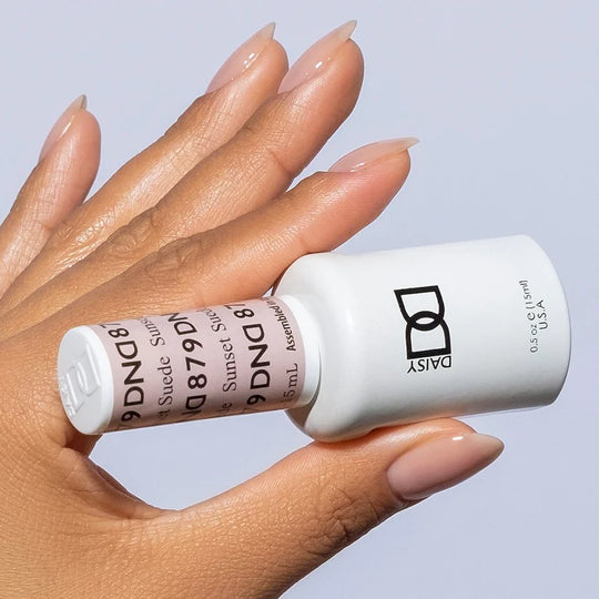 DND Sheer #879 Sunset Suede