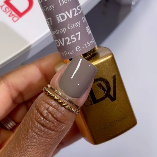 DIVA #257 Dewdrop Gray