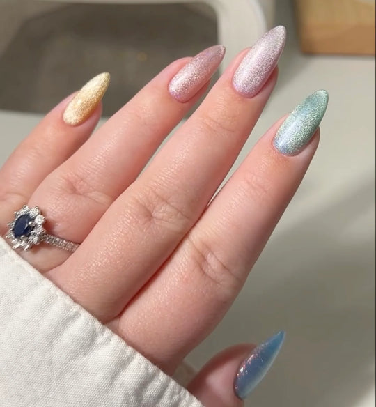 9D Cat Eye Unicorn #19- Aqua Freckles