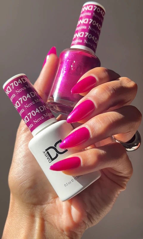 DND #704 Nova Magenta