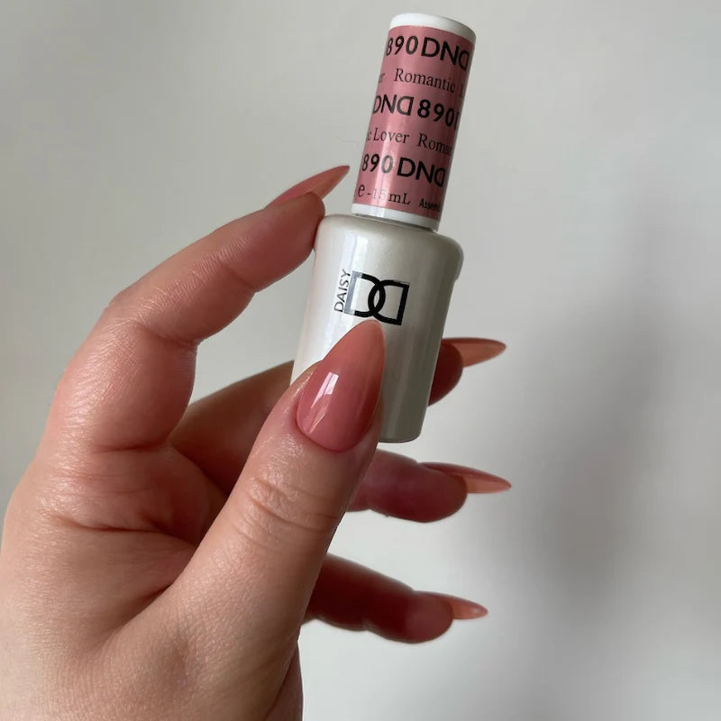 DND Sheer #890 Romantic Lover