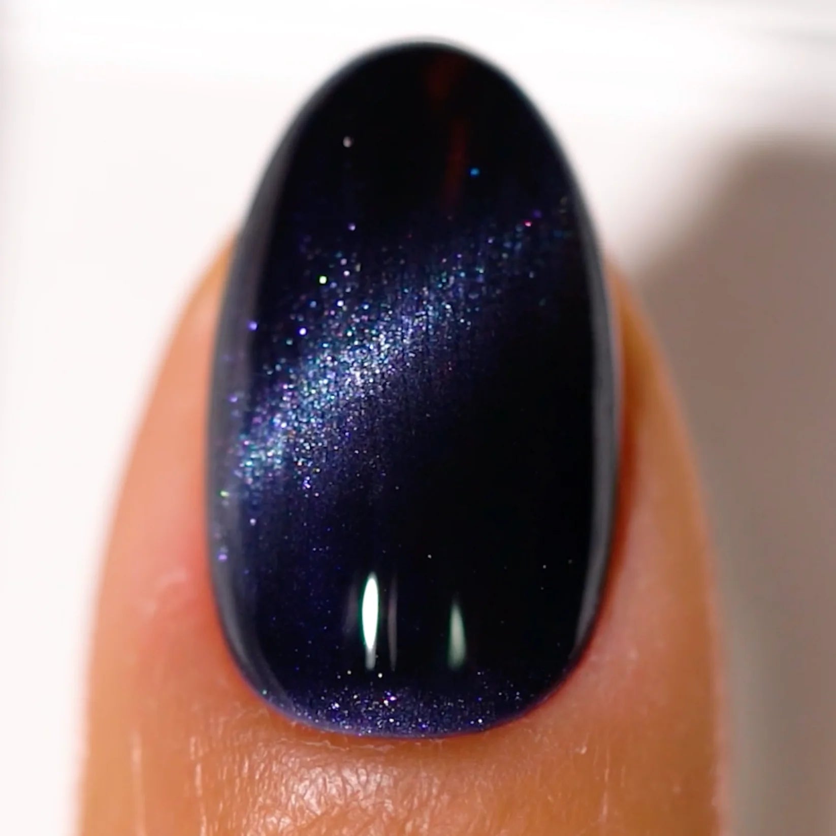 DC Cat Eyes #18 - Master Bombay Regular