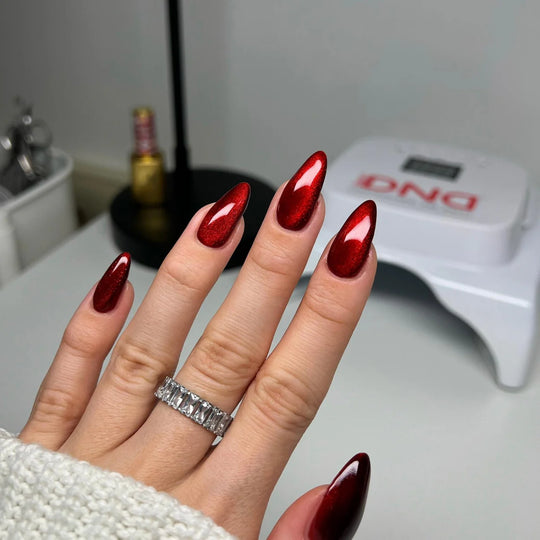 DIVA 9D Cat Eye Glassball #02 – Fiesty Paws