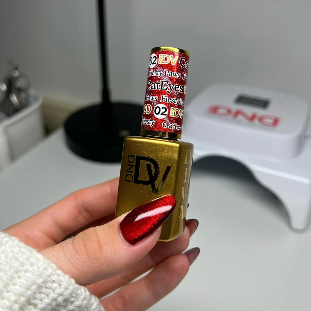 DIVA 9D Cat Eye Glassball #02 – Fiesty Paws