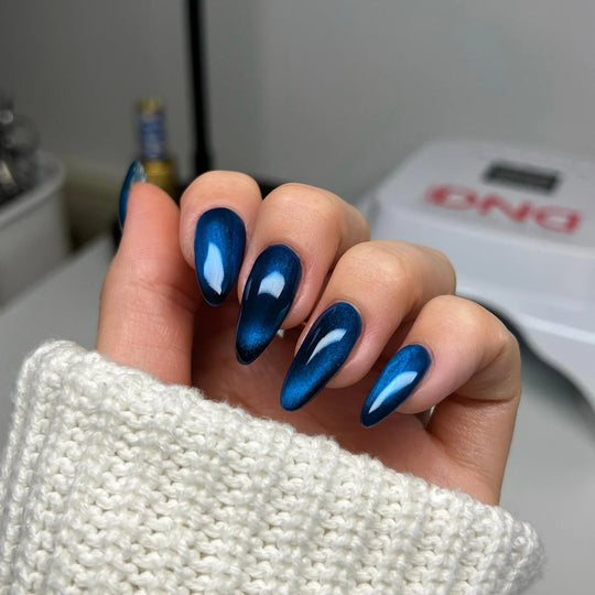 DIVA 9D Cat Eye Glassball #04 – Loyal To You