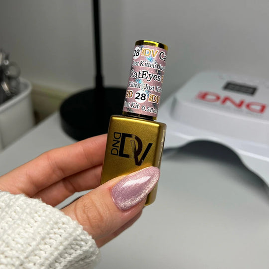 DIVA 9D Cat Eye Daydream #28 – Just Kitten