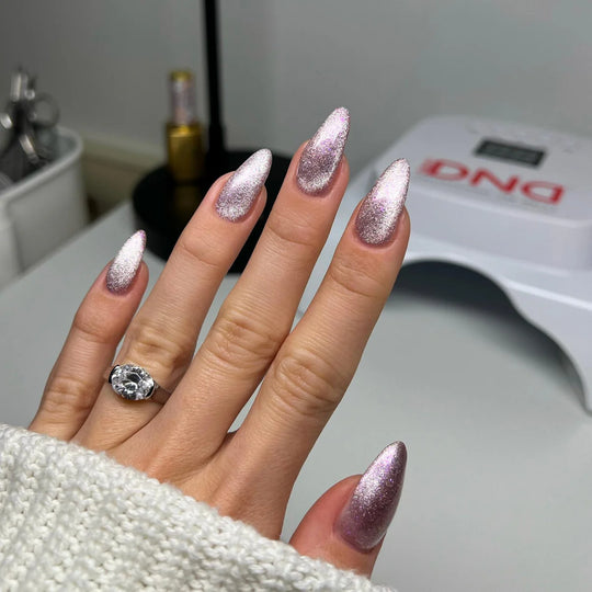 DIVA 9D Cat Eye Daydream #33 – Pucker Up